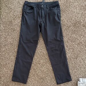 Lululemon ABC Classic-fit men’s pant